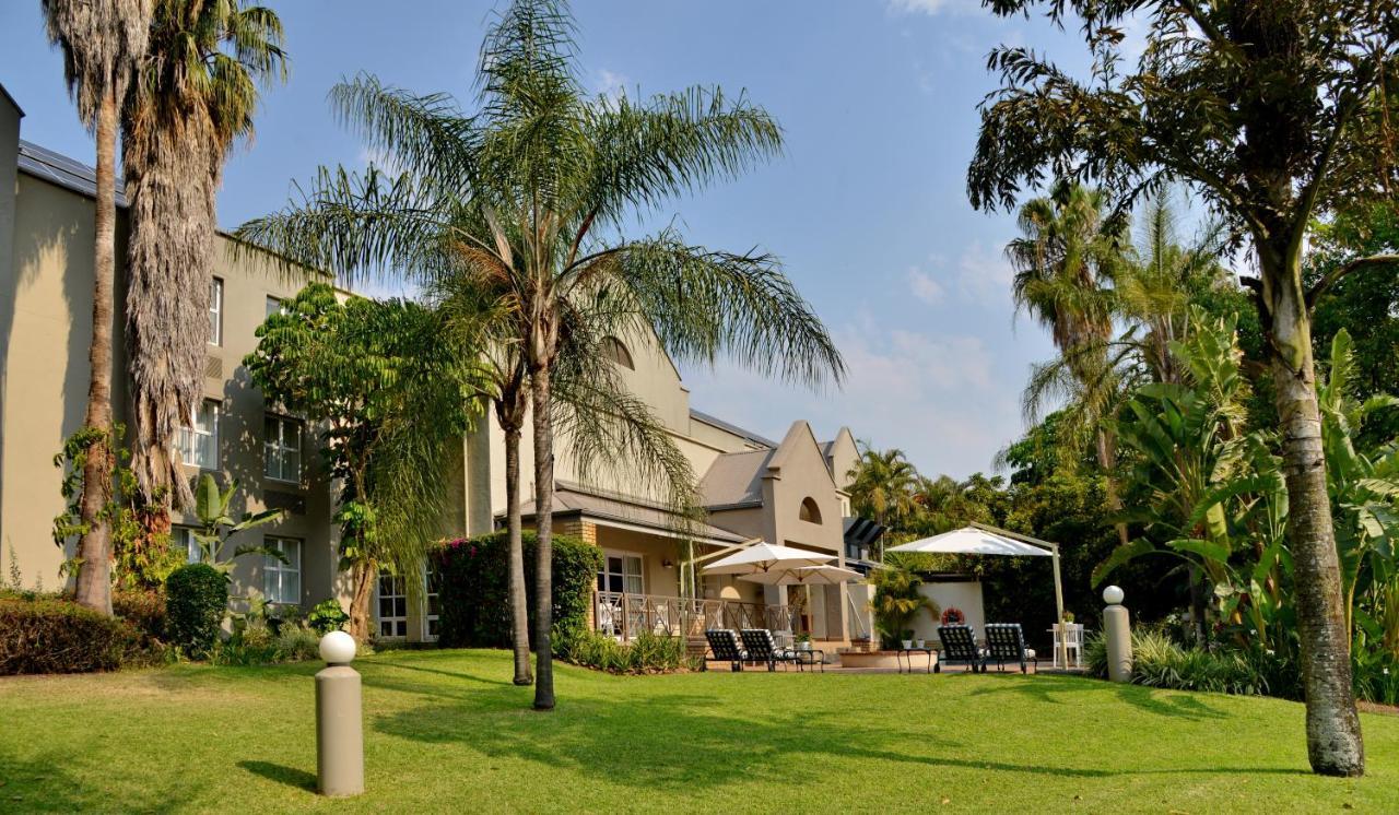 Town Lodge Mbombela Bagian luar foto