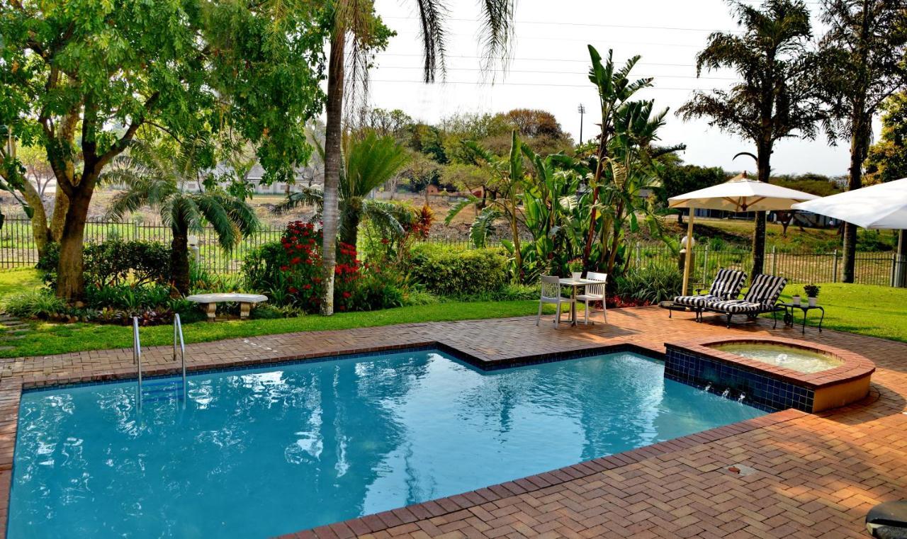 Town Lodge Mbombela Bagian luar foto