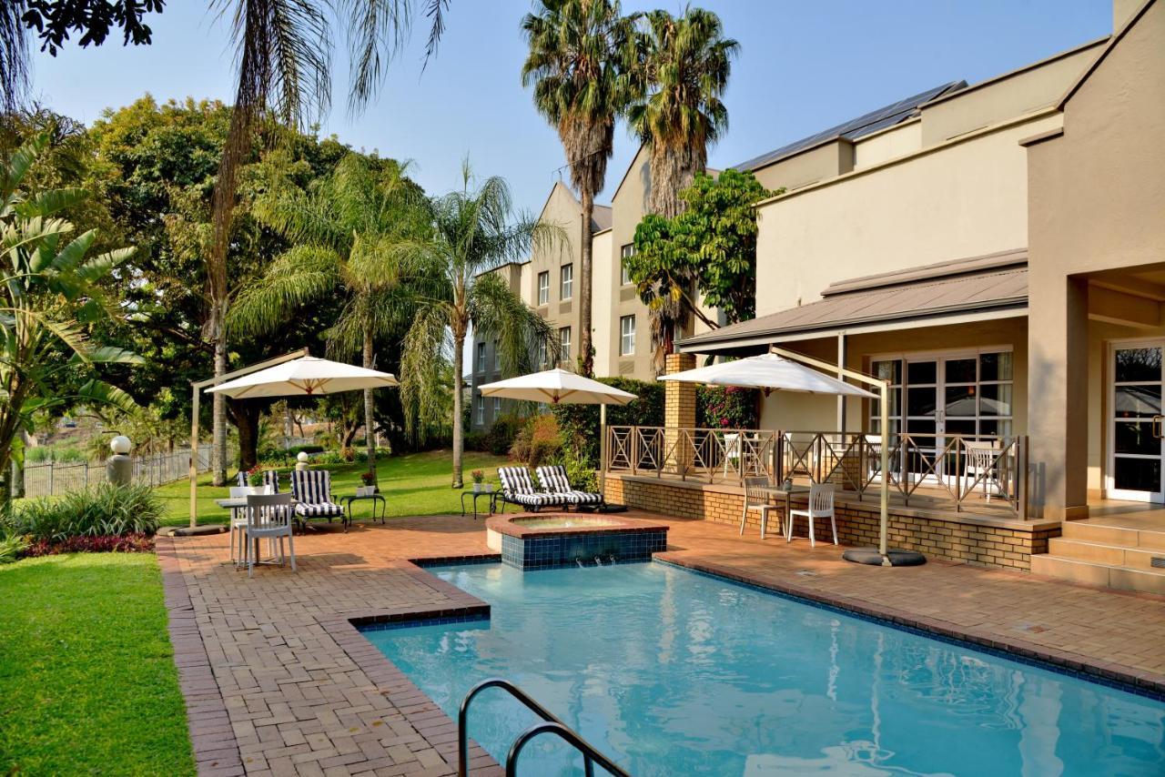 Town Lodge Mbombela Bagian luar foto