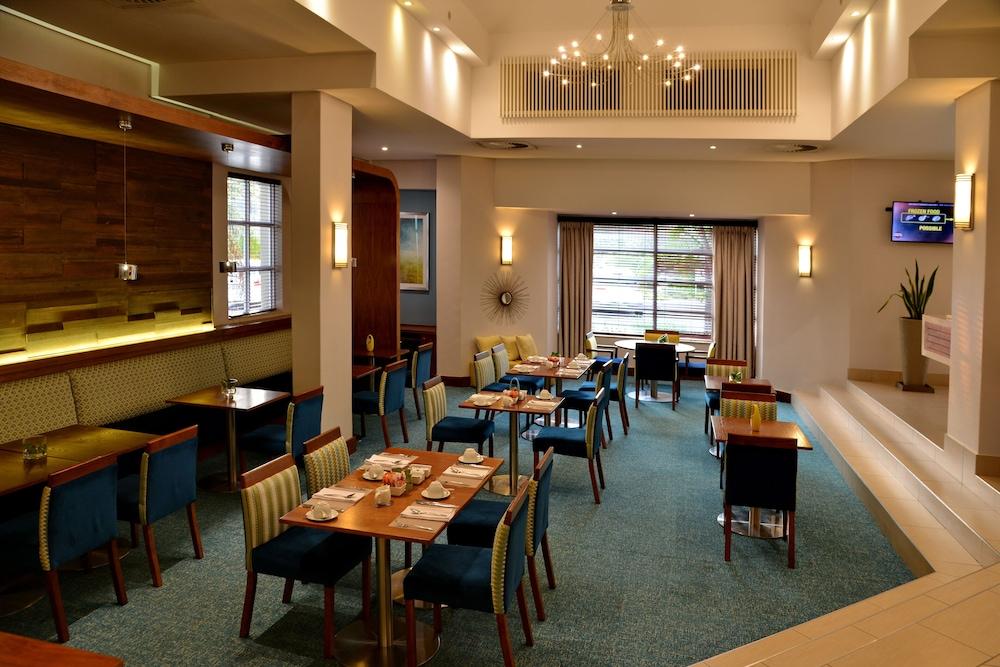 Town Lodge Mbombela Bagian luar foto