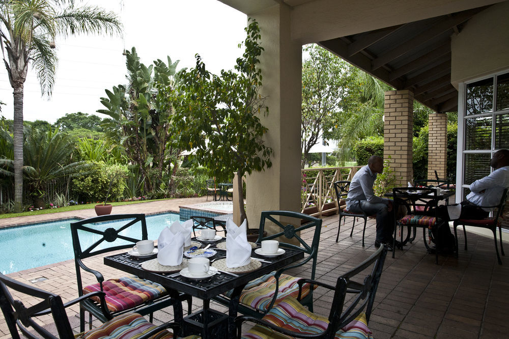 Town Lodge Mbombela Bagian luar foto