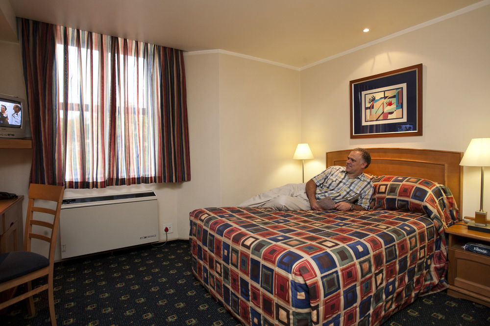 Town Lodge Mbombela Bagian luar foto